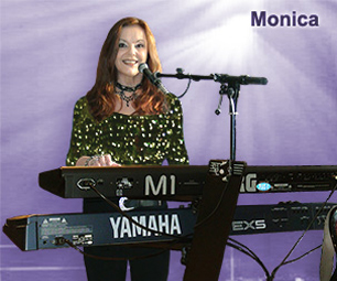 Monica, Keyboarderin, Background-Sängerin, Booking